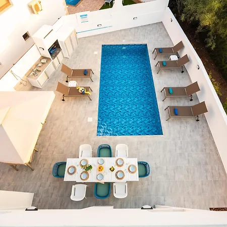 Dahlia Napa Agia Napa