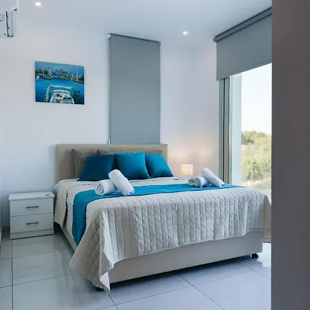 Dahlia Napa Agia Napa