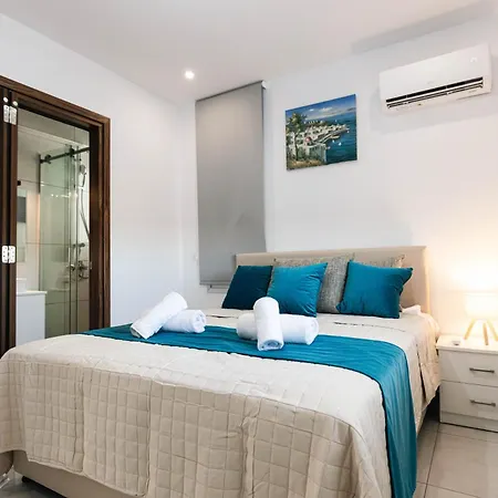 Dahlia Napa * Agia Napa