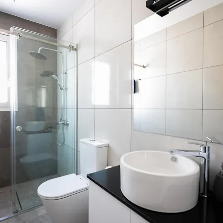 فيلة Dahlia Napa أيا نابا