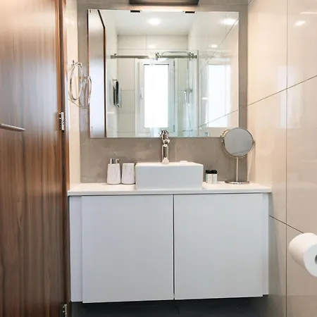 فيلة Dahlia Napa